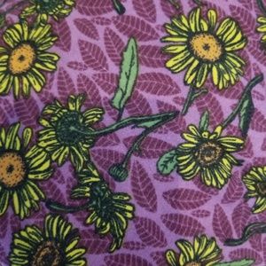 Lot of four LuLa Roe Leggings TC